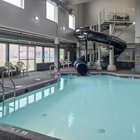 Home Inn & Suites Regina Airport Eksteriør billede