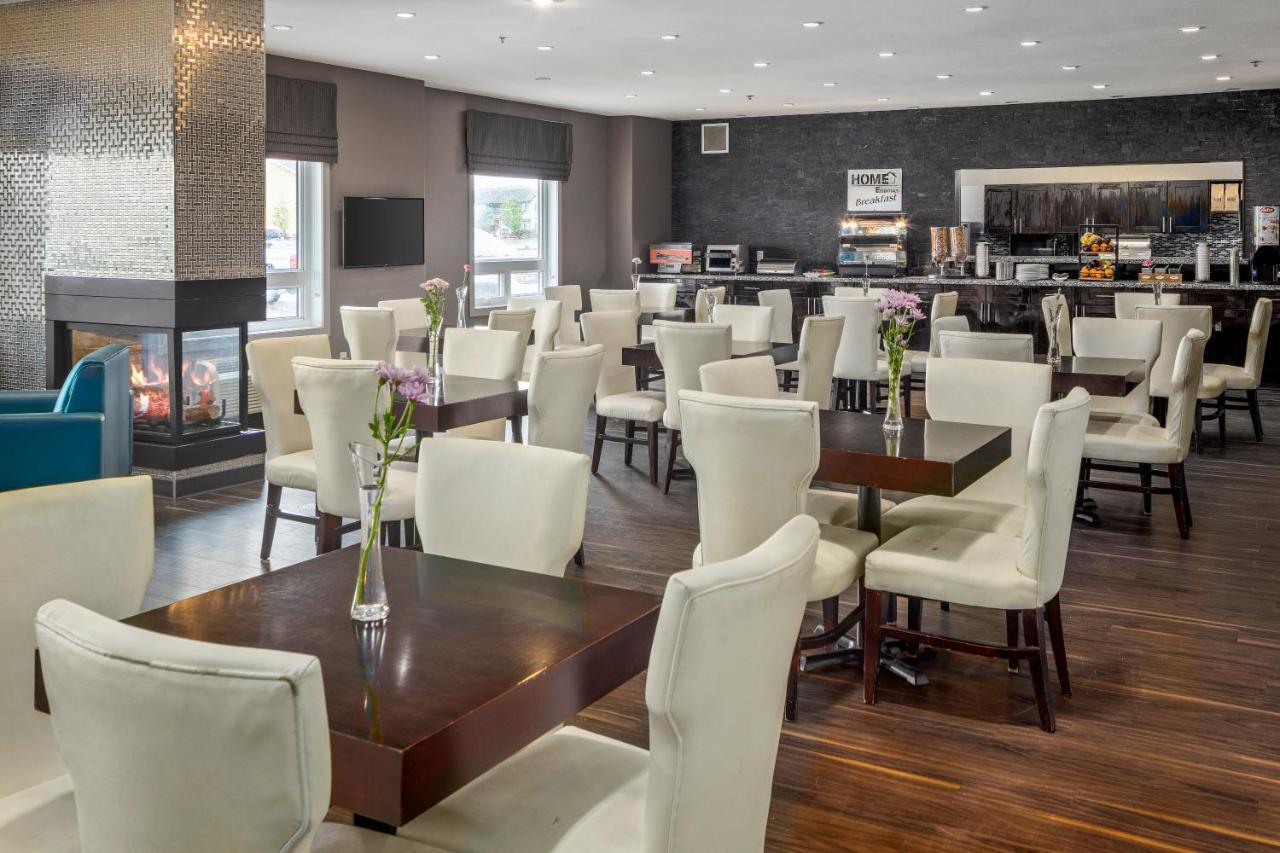 Home Inn & Suites Regina Airport Eksteriør billede