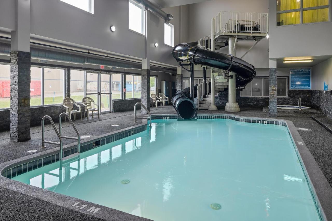 Home Inn & Suites Regina Airport Eksteriør billede