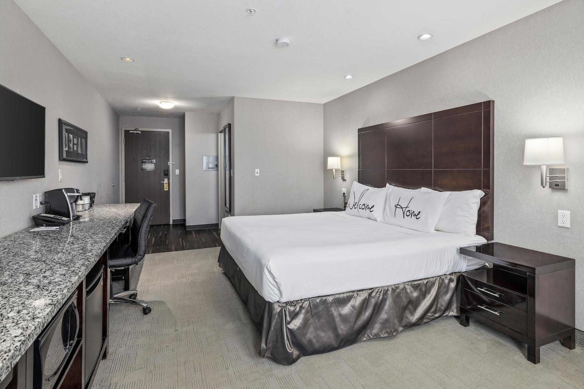 Home Inn & Suites Regina Airport Eksteriør billede